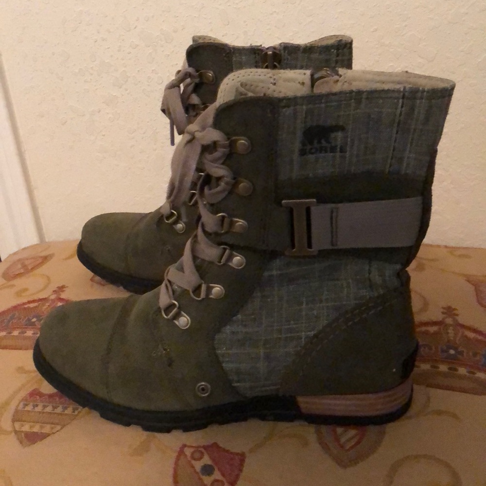 Sorel waterproof boots